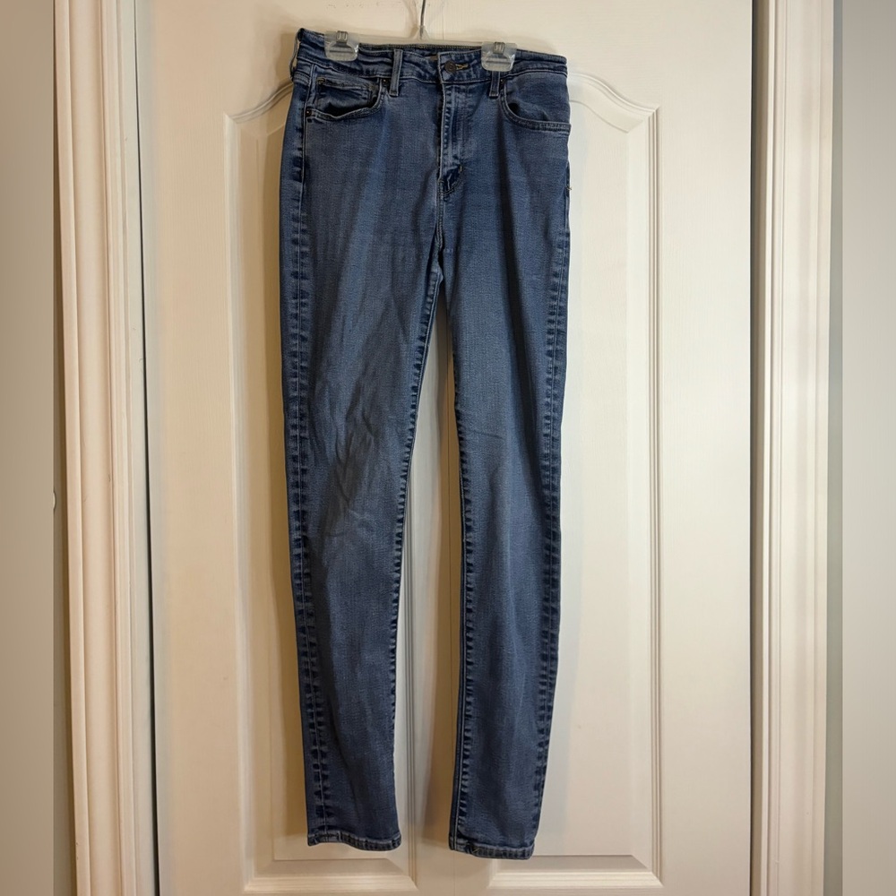 Levi’s High Rise Jeans